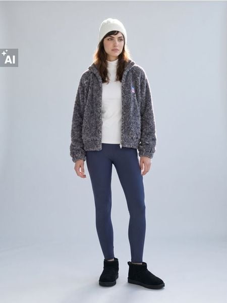Ocieplane prążkowane legginsy - niebieski. Niebieskie legginsy damskie Sinsay, l, bez wzorów, prążkowane. Za 39.99 zł.