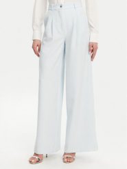 Guess Spodnie palazzo W5GB02 WH9Y2 Błękitny Wide Leg. Niebieskie spodnie materiałowe damskie Guess, s, z aplikacjami, z materiału. Za 429.99 zł.