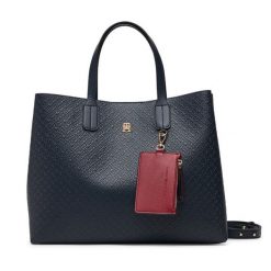 Torebka Tommy Hilfiger. Niebieskie torebki do ręki damskie Tommy Hilfiger, bez wzorów, klasyczne, bez dodatków. Za 749.99 zł.