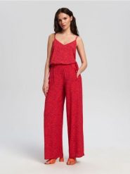 Spodnie z kieszeniami - różowy. Czerwone spodnie materiałowe damskie Sinsay, l, bez wzorów, z tkaniny. Za 49.99 zł.