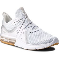 Buty NIKE - Air Max Sequent 3 908993 101 White/Pure Platinum. Białe obuwie sportowe damskie Nike, z materiału. W wyprzedaży za 299.00 zł.