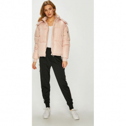Vero Moda - Kurtka. Kurtki damskie marki Vero Moda. W wyprzedaży za 139.90 zł.