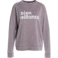YUJ SWEATER WINE Bluza wine. Bluzy damskie marki YUJ. W wyprzedaży za 341.10 zł.