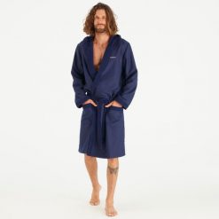 Szlafrok na basen męski Watko Compact z mikrofibry. Niebieskie szlafroki męskie NABAIJI, m, bez wzorów, z bawełny, bez ramiączek, bez kaptura. Za 99.99 zł.
