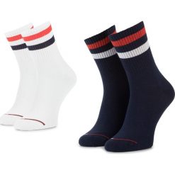 Zestaw 2 par wysokich skarpet unisex TOMMY HILFIGER - 491006001 Navy 321. Białe skarpety damskie Tommy Hilfiger, bez wzorów, z bawełny. Za 44.99 zł.
