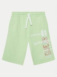 Guess Szorty materiałowe L5GD06 KA6R4 Zielony Regular Fit. Zielone szorty dla chłopców Guess, z aplikacjami, z bawełny. Za 79.99 zł.