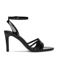 Sandały JENNY. Czarne sandały damskie Jenny, bez wzorów, bez obcasa, na szpilce, bez zapięcia. Za 129.99 zł.