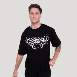 Koszulka męska fitness oversize czarna Thorn. Czarne koszulki sportowe męskie GYMBEAM, l, z aplikacjami, z bawełny, bez kołnierzyka, bez ramiączek, na fitness i siłownię. Za 105.90 zł.