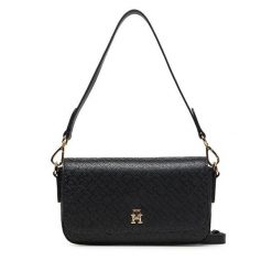 Torebka Tommy Hilfiger. Czarne listonoszki damskie Tommy Hilfiger, bez wzorów, bez dodatków. Za 389.99 zł.