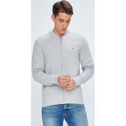 Tommy Hilfiger - Kardigan. Kardigany męskie marki Tommy Hilfiger. W wyprzedaży za 359.90 zł.