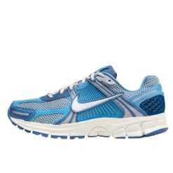Buty do chodzenia dla dorosłych Nike Zoom Vomero 5 Worn Blue. Białe obuwie sportowe damskie Nike, bez wzorów, z gumy, do biegania, nike zoom. Za 1,467.45 zł.