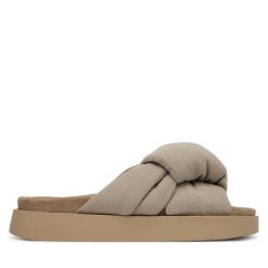 Klapki Inuikii. Brązowe klapki damskie Inuikii, bez wzorów, bez obcasa. Za 859.99 zł.