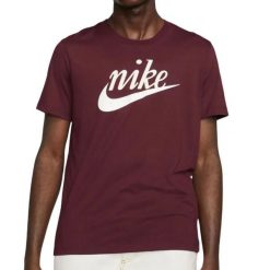 T-shirt sportowy męski Nike DZ3279-681. Czerwone t-shirty męskie Nike, m, bez wzorów, sportowe, bez kołnierzyka. Za 79.00 zł.