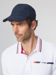 Czapka z daszkiem TBS Quickcap. Niebieskie czapki i kapelusze męskie TBS, bez wzorów, z materiału, sportowe. Za 195.50 zł.