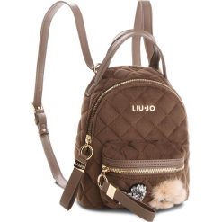 Plecak LIU JO - Sbackpack Brenta Ve N68066 T9093 Dark Olive 90822. Zielone plecaki damskie Liu Jo, z materiału, eleganckie. Za 469.00 zł.