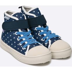 Befado - Trampki dziecięce. Buty sportowe dziewczęce marki Befado. W wyprzedaży za 39.90 zł.