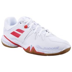 Buty do badmintona i sportów halowych damskie Babolat Shadow Spirit białe. Białe obuwie sportowe damskie BABOLAT, bez wzorów, z kauczuku, na fitness i siłownię. Za 409.99 zł.