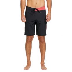 Szorty kąpielowe Volcom J Robinson Mod 20. Czarne krótkie spodenki sportowe męskie Volcom, m, bez wzorów, do pływania. W wyprzedaży za 334.45 zł.