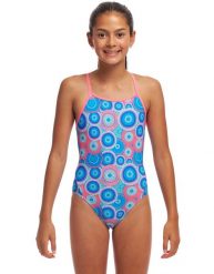 Strój pływacki jednoczęściowy dziecięcy Funkita Diamond Back One Piece. Czerwone stroje kąpielowe dla dziewczynek FUNKITA, bez wzorów, z materiału. Za 189.99 zł.