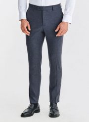 PAKO LORENTE – Granatowe spodnie garniturowe. Eleganckie spodnie męskie Pako Lorente, m, bez wzorów, z elastanu. Za 599.99 zł.