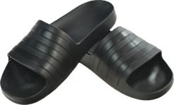 Adidas Klapki Adilette Aqua F35550 czarny r. 48 1/2. Czarne klapki męskie Adidas. Za 93.23 zł.