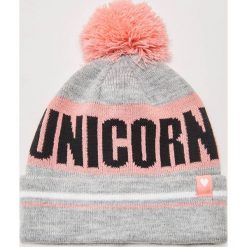 Czapka z pomponem unicorn - Wielobarwn. Szare czapki i kapelusze damskie House. Za 35.99 zł.