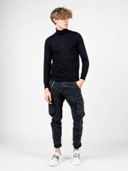 Xagon Man Sweter "Turtleneck" | A22081 & ELV18 | Mężczyzna | Granatowy. Niebieskie swetry przez głowę męskie Xagon, m, bez wzorów, z dzianiny, bez kołnierzyka. W wyprzedaży za 229.00 zł.
