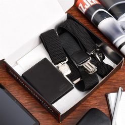 Zestaw męski skórzany portfel pionowy szelki X czarne Beltimore U53. Czarne portfele męskie bez wzorów. Za 79.90 zł.