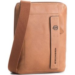 Saszetka PIQUADRO - CA3084P15S Brązowy. Brązowe saszetki męskie Piquadro, ze skóry, młodzieżowe. W wyprzedaży za 449.00 zł.
