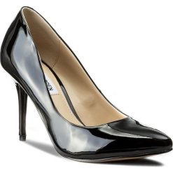 Szpilki STEVE MADDEN - Liny Pump 91000540-0S0-07004-01016 Black Patent. Czarne szpilki damskie marki Steve Madden, ze skóry ekologicznej. W wyprzedaży za 289.00 zł.