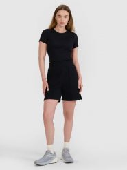 4F Spodenki dresowe damskie - czarne XL. Czarne szorty sportowe damskie 4f, l, bez wzorów, z bawełny, klasyczne. W wyprzedaży za 79.99 zł.
