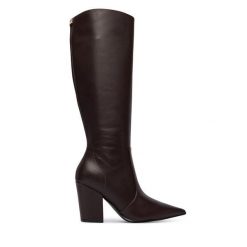 Kozaki Guess. Brązowe kozaki damskie Guess, bez obcasa, na słupku. Za 1,269.00 zł.