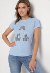 Jasnoniebieski Bawełniany T-shirt Ozdobiony Napisem i Cyrkoniami Isnorea. Niebieskie bluzki damskie Born2be, m, bez wzorów, z bawełny, glamour, bez kołnierzyka, bez ramiączek. Za 34.99 zł.