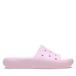Klapki Crocs. Czerwone klapki damskie Crocs, bez wzorów, bez obcasa. Za 119.99 zł.