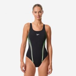 Strój jednoczęściowy pływacki damski Speedo Muscleback. Czarne kostiumy jednoczęściowe damskie Speedo, xs, bez wzorów, sportowe, do pływania. Za 169.99 zł.