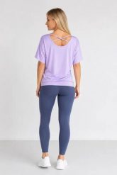 Koszulka do jogi damska 2skin Kizomba lila. Czerwone t-shirty damskie 2SkIN, l, bez wzorów, z materiału, eleganckie, bez kołnierzyka. Za 129.00 zł.