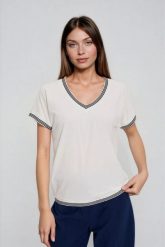 Bluzka z bawełny biała. Białe bluzki damskie MOODO, bez wzorów, z bawełny, bez kołnierzyka, bez ramiączek. Za 69.99 zł.