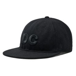 Czapka z daszkiem DC. Czarne czapki i kapelusze męskie DC, bez wzorów. Za 139.99 zł.