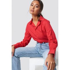 NA-KD Classic Koszula basic - Red. Koszule damskie marki NA-KD Classic. W wyprzedaży za 48.78 zł.