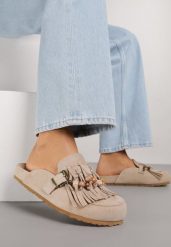 Ciemnobeżowe Klapki na Grubej Podeszwie z Frędzlami Klamrami i Koralikami Glysnell. Brązowe klapki damskie Born2be, bez wzorów, biznesowe, bez obcasa, na płaskiej podeszwie. Za 99.99 zł.