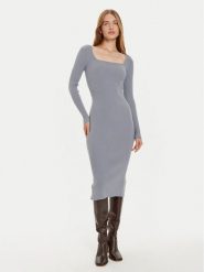 Guess Sukienka codzienna W4BK99 Z3I22 Niebieski Regular Fit. Niebieskie sukienki damskie Guess, na co dzień, s, z aplikacjami, z wiskozy, bez kołnierzyka, bez ramiączek, proste. Za 319.99 zł.