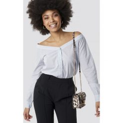 NA-KD Trend Koszula z odkrytymi ramionami - Blue. Koszule damskie marki NA-KD Trend. Za 80.95 zł.