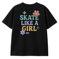 Koszulka dziecięca Skate Like a Girl – streetwear girls (czarna). Czarne bluzki dla dziewczynek Bumpie Crew, bez wzorów, z bawełny, bez ramiączek. Za 79.00 zł.