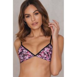 NA-KD Lingerie Biustonosz z siateczki z nadrukiem - Pink,Multicolor. Różowe biustonosze NA-KD Lingerie, z nadrukiem, z elastanu. W wyprzedaży za 21.89 zł.