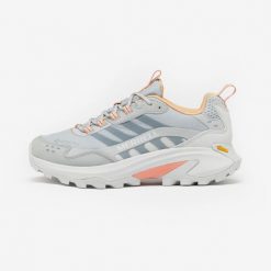 Buty turystyczne damskie Merrell Speed Remix GTX wodoodporne. Brązowe obuwie sportowe damskie Merrell, bez wzorów, z gore-texu, trekkingowe. Za 699.99 zł.