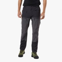 Spodnie outdoor hiking męskie Swedemount Lofoten Stretch Pants wiatroszczelne. Czarne spodnie sportowe męskie SWEDEMOUNT, na lato, m, bez wzorów, z tkaniny, outdoorowe. W wyprzedaży za 372.00 zł.