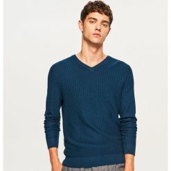 Sweter z dekoltem w serek - Niebieski. Swetry damskie marki Reserved. Za 79.99 zł.