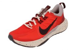 Buty do biegania damskie Nike Juniper Trail 2 NN. Czerwone obuwie sportowe damskie Nike, bez wzorów, z materiału, do biegania. Za 357.30 zł.