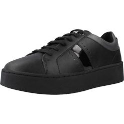 Buty GEOX D SKYELY Czarny. Czarne obuwie sportowe damskie Geox, bez wzorów, z syntetyku, na fitness i siłownię. Za 351.99 zł.