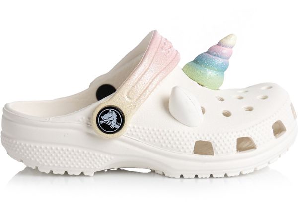 Klapki Crocs I AM Rainbow Unicorn. Klapki damskie Crocs, bez wzorów, sportowe, bez obcasa. Za 189.00 zł.